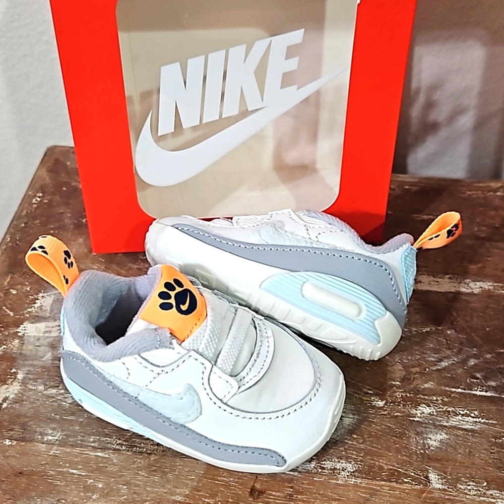 Nike Max 90 crib sneakers size size 2